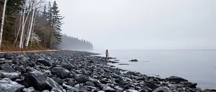 Early morning on the rocky Lake Superior shore in Duluth